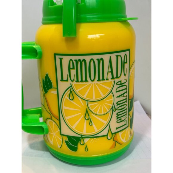 Whirley Drink Works Lemonade 64 oz  Insulated Tanker Sid Straw EUC - Picture 10 of 12